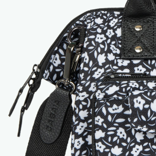 Crossbody Adventurer Medium Catane - Cabaia - - Cabaia