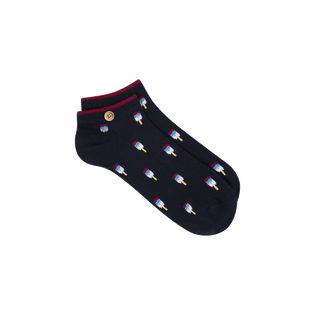 florian-amp-lea-cabaia-reinvente-les-accessoires-et-vetements-pour-les-femmes-hommes-et-enfants-bonnets-sacs-echarpes-chaussettes-serviettes-de-plage