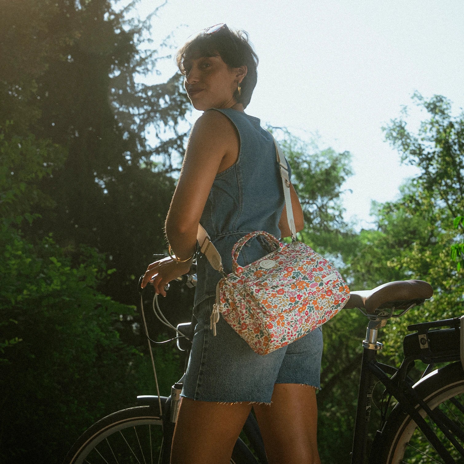Crossbody Adventurer Medium Emma and Amelia - Cabaia - 