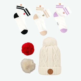 duo-bonnet-et-chaussettes-cabaia-reinvente-les-accessoires-et-vetements-pour-les-femmes-hommes-et-enfants-bonnets-sacs-echarpes-chaussettes-serviettes-de-plage