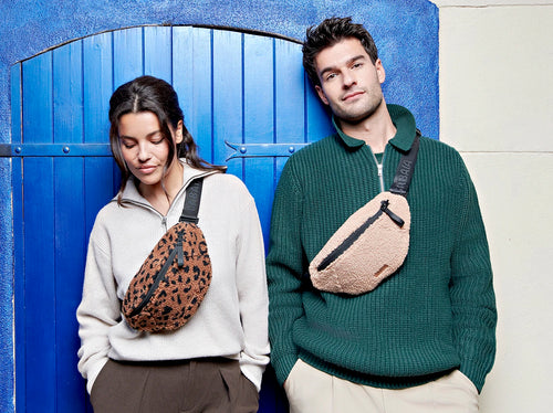 Un sac banane réversible et ingénieux - Cabaia