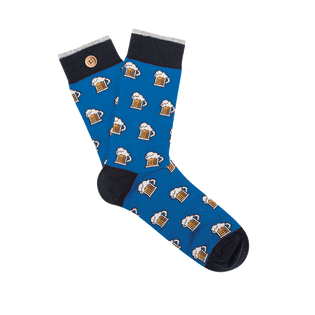 leopold-amp-zoe-blue-chaussettes-pour-hommes-inseparables-a-bouton-cabaia-reinvente-les-accessoires-et-vetements-pour-les-femmes-hommes-et-enfants-bonnets-sacs-echarpes-chaussettes-serviettes-de-plage