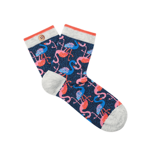 alienor-amp-jonas-chaussettes-inseparables-cabaia-reinvente-les-accessoires-et-vetements-pour-les-femmes-hommes-et-enfants-bonnets-sacs-echarpes-chaussettes-serviettes-de-plage