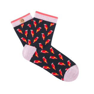 mao-amp-tony-chaussettes-inseparables-pour-femmes-cabaia-reinvente-les-accessoires-et-vetements-pour-les-femmes-hommes-et-enfants-bonnets-sacs-echarpes-chaussettes-serviettes-de-plage